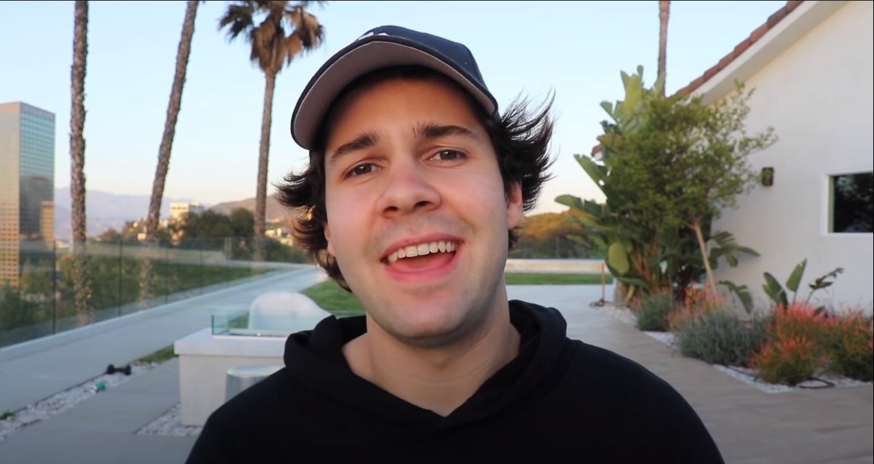 David Dobrik ja hänen ystävänsä Natalie Mariduena olivat haltioissaan, kun heidän sovelluksensa keräsi 4 miljoonaa dollaria investointeina.
