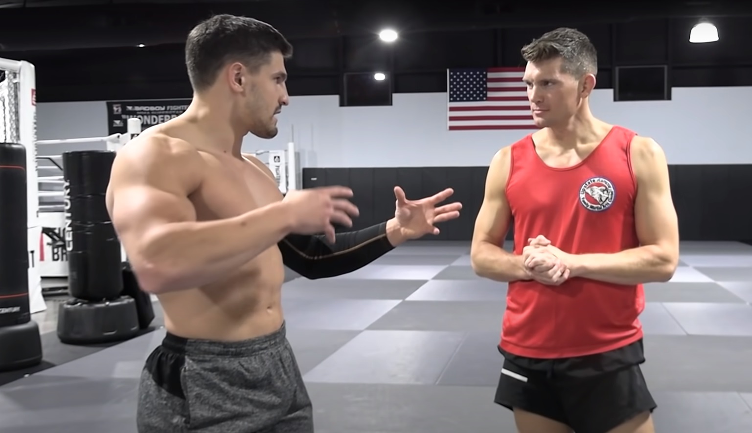 Tubettaja sai maistaa UFC-ottelija Stephen 