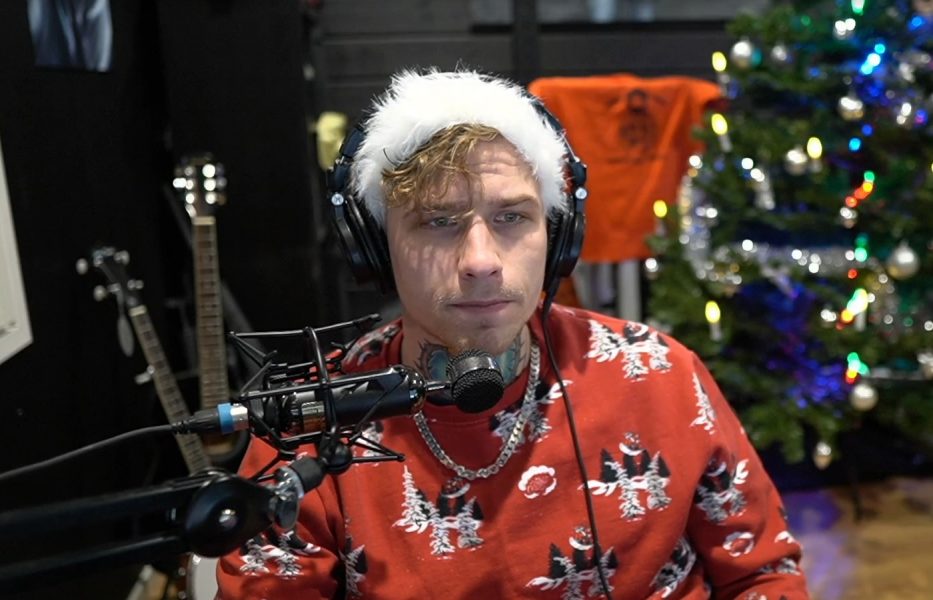 AndyPyro tienannut Big Brother talosta päästyään jo noin 15 000 euroa, kokenut striimaaja paljasti torstaina livelähetyksessään.