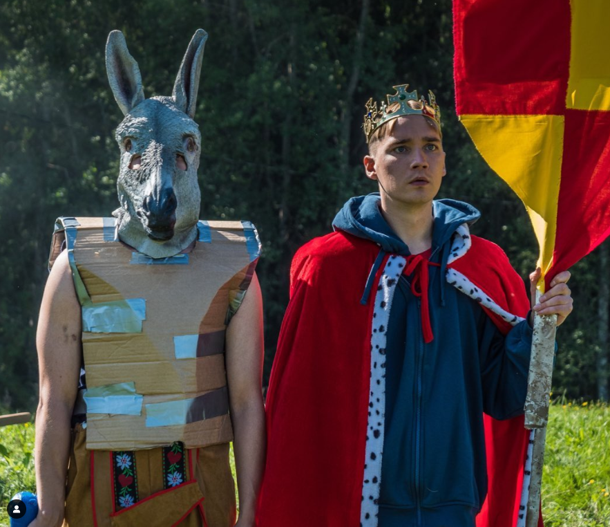YouTube-kanava JustimusFilmsin tähdet Juho Nummela ja Joose Kääriäinen ovat olleet päänäyttelijöinä Yle Areenan yksinoikeussarjassa Duo jo kahden tuotantokauden verran.