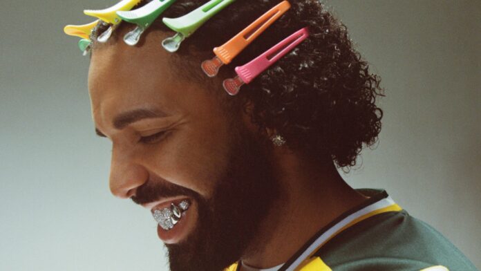 Drake nauraa. Drake trollasi KSI:n uutta kappaletta Adin Rossin livestriimissä.