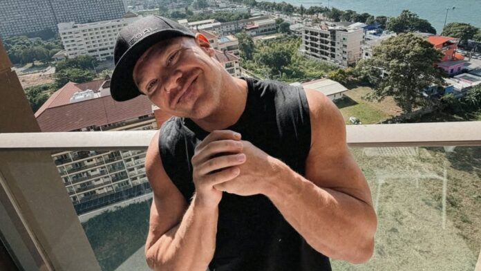 Matias Niemi Thaimaassa. Testotimo loukkaantui vakavasti!